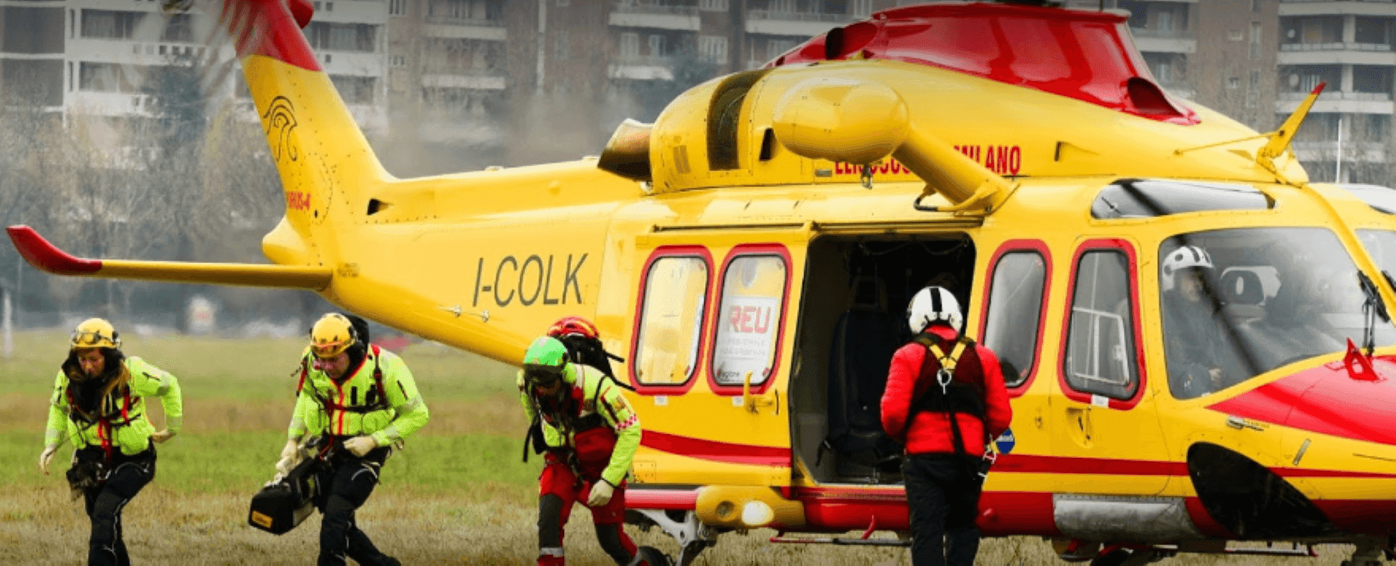 Varese, incidente automobilistico con soccorso via elicottero