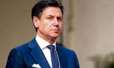 Roma: Conte restrizione nei bar e ristoranti.