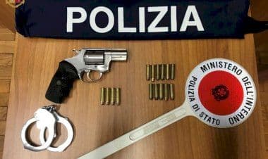 Busto Arsizio: armi e writers nel mirino della Polizia