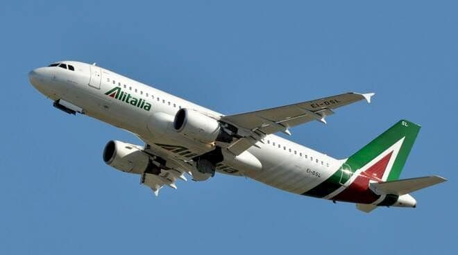 Costo salvataggio Alitalia, neonati inclusi.