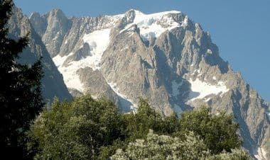 Monte Bianco: precipita e muore un giovane alpinista varesino