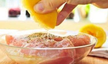 Salmonella in alcuni filetti di pollo marinati e surgelati