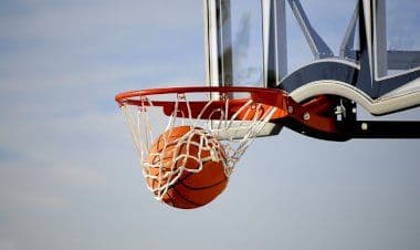 Basket, la Pallacanestro Varese riparte dalla Supercoppa