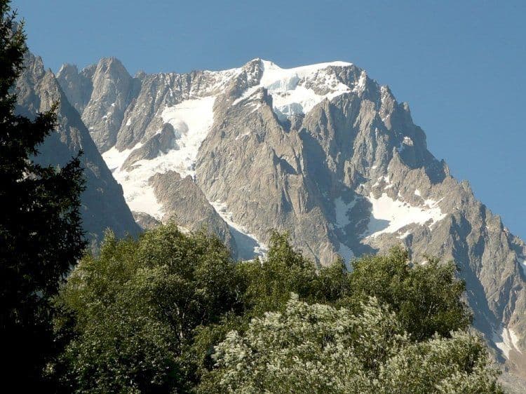 Monte Bianco: precipita e muore un giovane alpinista varesino