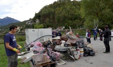 Domodossola. Liberato il torrente Bogna dalle plastiche che lo soffocano
