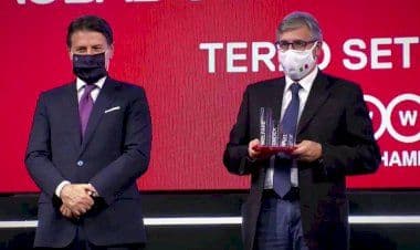 Giuseppe Conte premia Baobab Cooperativa Sociale di Varese