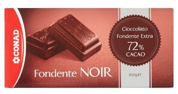 Frammenti di plastica dura, Ministero della Salute richiama cioccolato fondente noir : “Non consumatelo”.