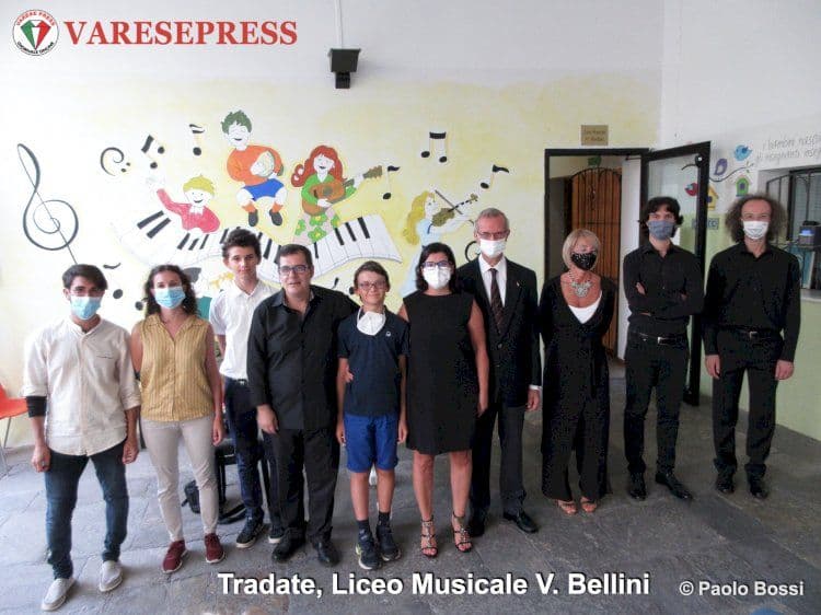 Tradate, al Liceo musicale Bellini sul palco gli insegnanti per presentare i corsi