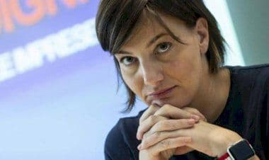 Lara Comi, truffa a UE, a lei parte soldi del suo assistente