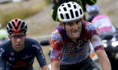 103° Giro d’Italia:  Ruben Guerreiro taglia per primo il traguardo di Roccaraso