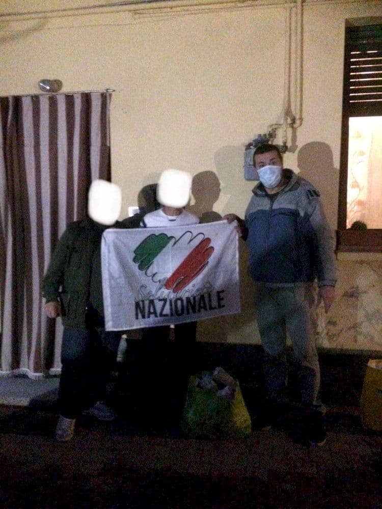 Solidarietà Nazionale Varese consegna i generi alimentari