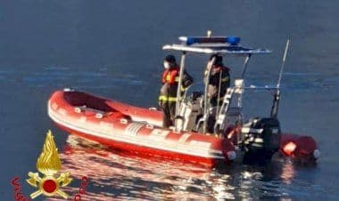 Lago Maggiore, recuperata imbarcazione