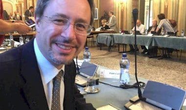 Varese, esposto di Binelli sui ritardi, parcheggio via Sempione