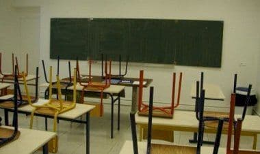 La scuola non è un pericolo, riportare i ragazzi in presenza