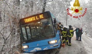 Provincia di Varese, ambulanze, Vigili del Fuoco e Carabinieri, incidenti dovunque