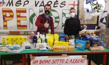 Varese, successo per ''Un dono sotto l'albero'' della Lega Giovani