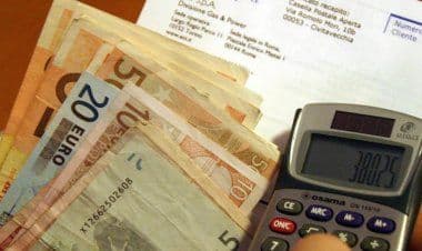 Energia, petizione #staccalabolletta su seconde case e negozi chiusi