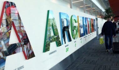 Covid-19, l'Argentina annulla tutti i voli da e per l'Italia