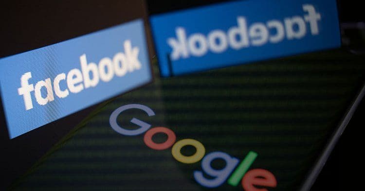 Facebook e Google pagheranno i giornali