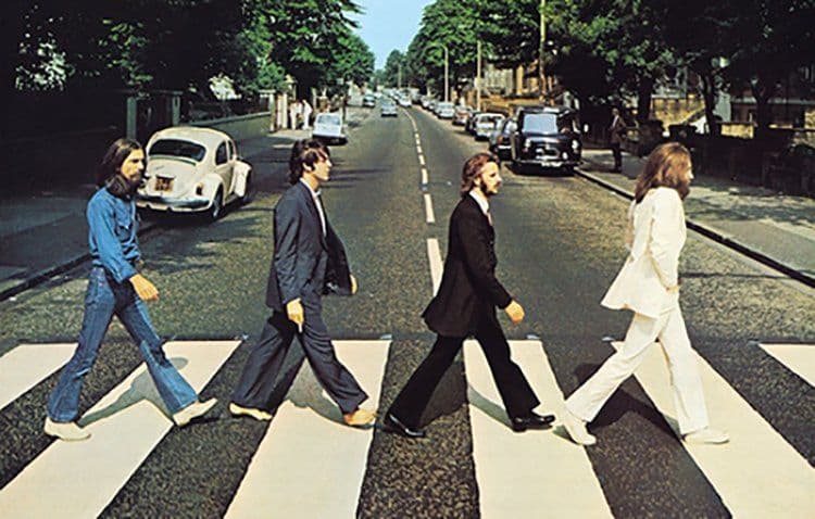 Brescia.Anche i Beatles camminavano sulle strisce pedonali