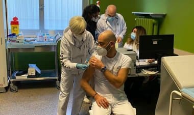 Matteo Bassetti, minacce di morte per i vaccini