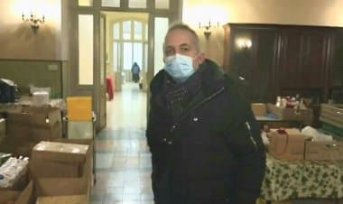 Varese, Animamundi Onlus dona pasti alla Mensa dei poveri