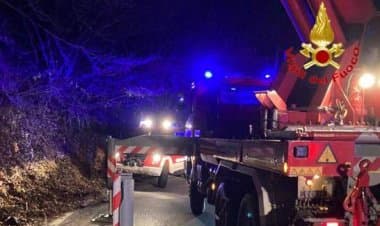 Varese, incendio al Campo dei Fiori