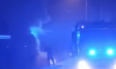 Cassano Magnago,  furgone in fiamme