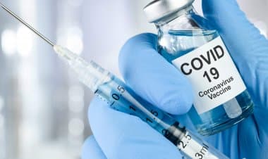 Vaccinazione Anticovid, Lombardia non sta acquistando dosi.