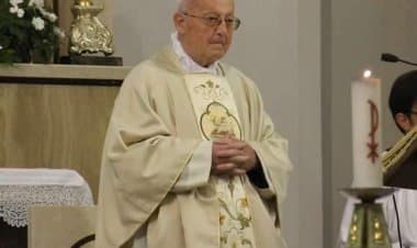 Gorla Maggiore saluta l'ex parroco don Franco Colombo