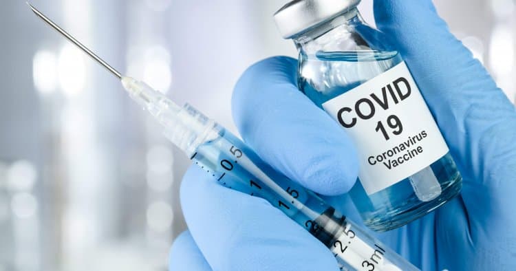 Covid-19, al via vaccinazione per i medici liberi professionisti