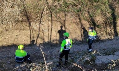 Cairate, volontari ripuliscono l'alveo del Fiume Tenore
