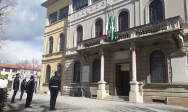 Tradate, commemorate le vittime del Covid-19