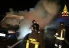 Auto in fiamme nella notte a Gorla Maggiore