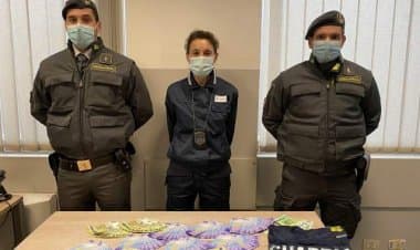 GdF e Adm, bloccati 200 mila euro al valico di Brogeda