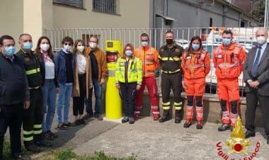 Tradate, donato un defibrillatore posto alla sede dei Vigili Del Fuoco