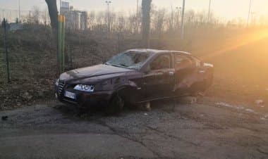 Varese. Auto rimosse dal parcheggio del Varesello dopo 2 anni