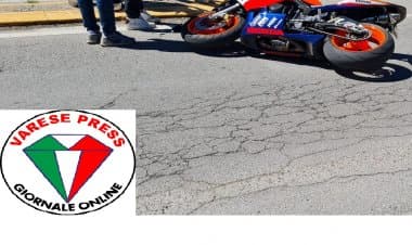 Somma, moto a terra per incidente stradale