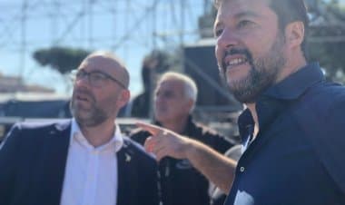 Panza (Lega): #giulemanidaSalvini