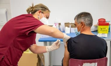 Vaccinazioni, il Lombardia raggiunto obiettivo immunità di gregge