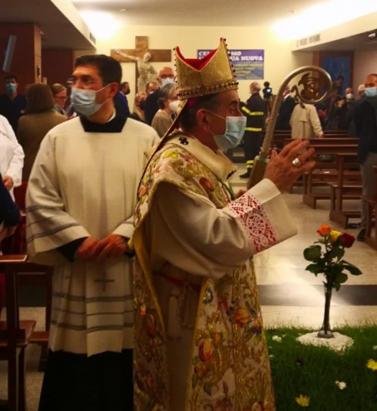 Varese. Messa dell’Arcivescovo in memoria dei deceduti per Covid