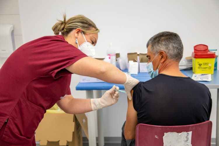 Vaccinazione Covid, prenotazioni online fino al 12 settembre