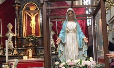 Somma Lombardo, arrivata  statua della Vergine della Medaglia Miracolosa