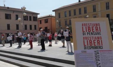 DL ZAN,  manifestazione a Busto
