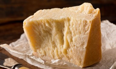 Allerta allergene:la “grana” del lisozima non dichiarato sul grana padano italiano.