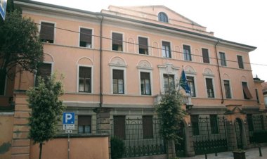 Ad Olgiate Olona i laureandi discutono la tesi a Villa Gonzaga