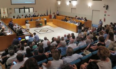 Gallarate: “le baruffe chiozzotte” per “fare” il sindaco e il grande vecchio