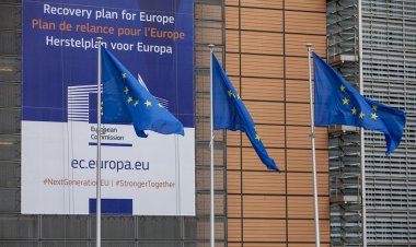 Commissione Europea pronta a emettere 250 miliardi di obbligazioni