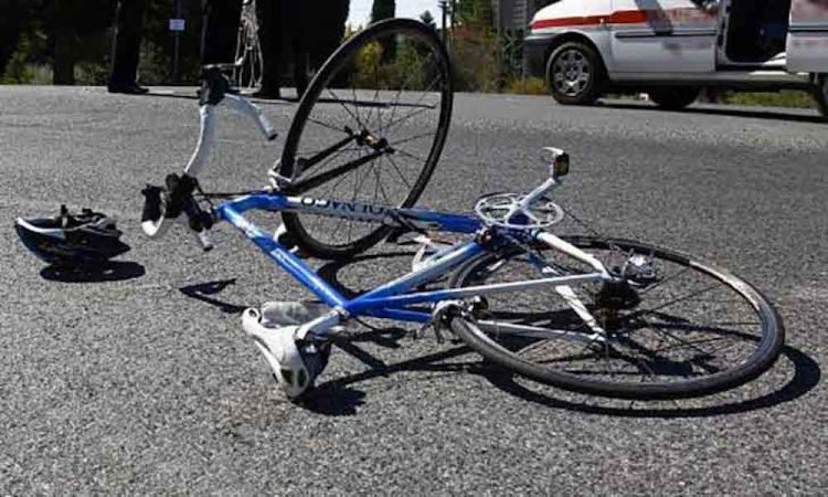 Golasecca,  69enne cade dalla bicicletta
