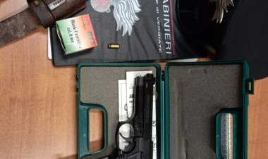 Vergiate,  spara al vicino, con arma giocattolo